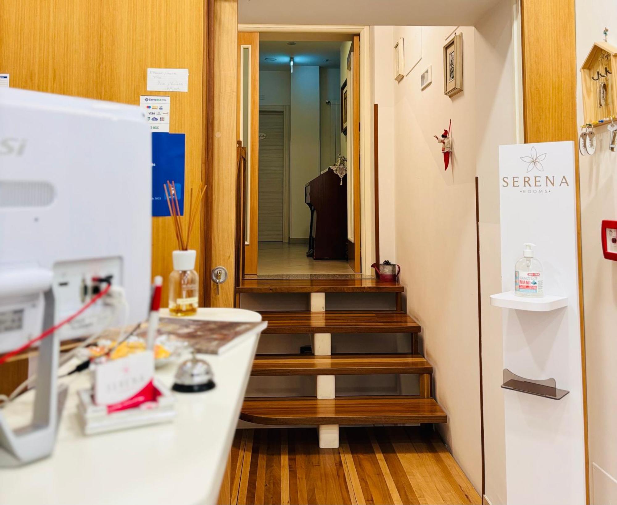 Serena Rooms Solofra Exterior photo