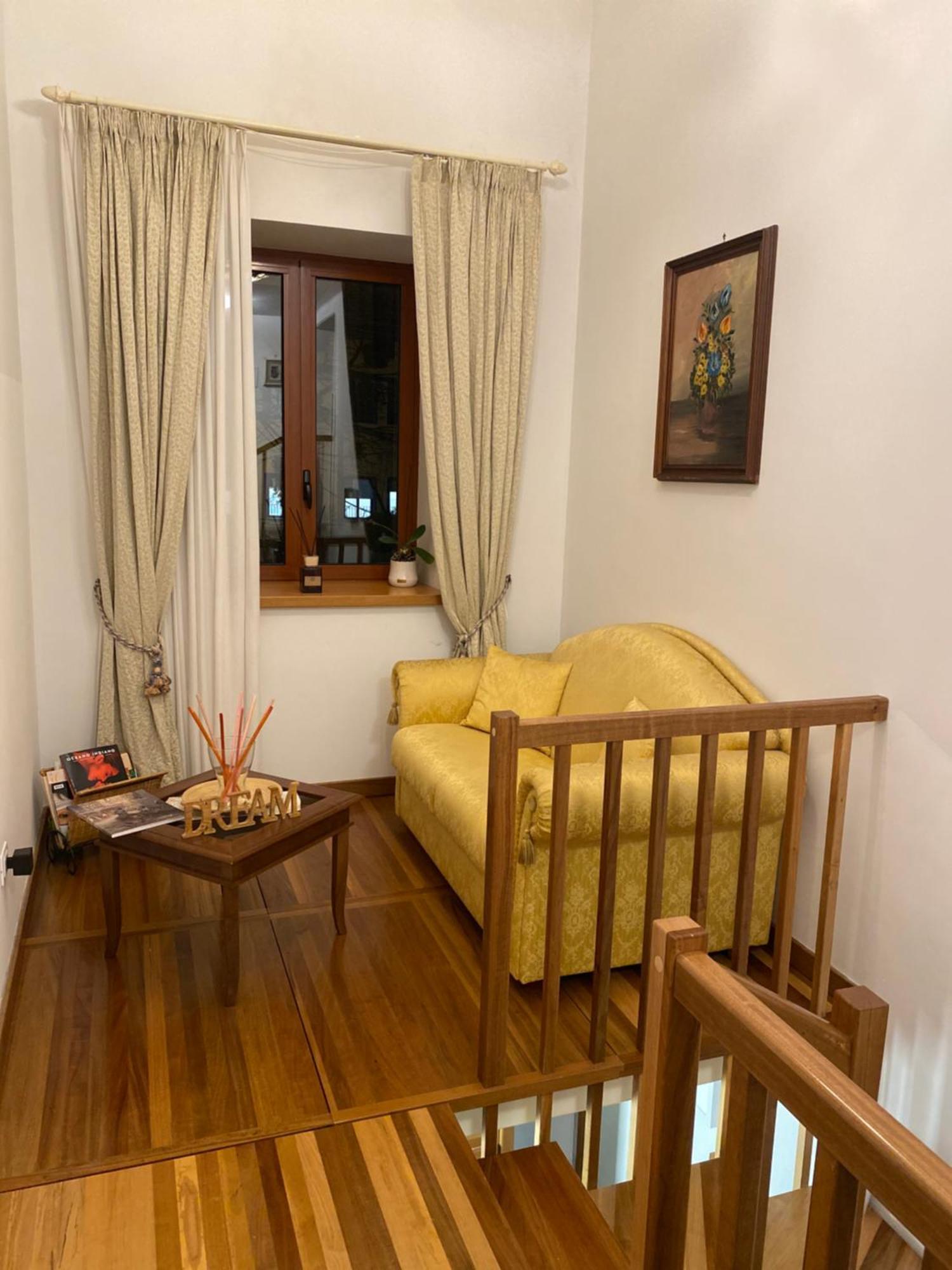 Serena Rooms Solofra Exterior photo